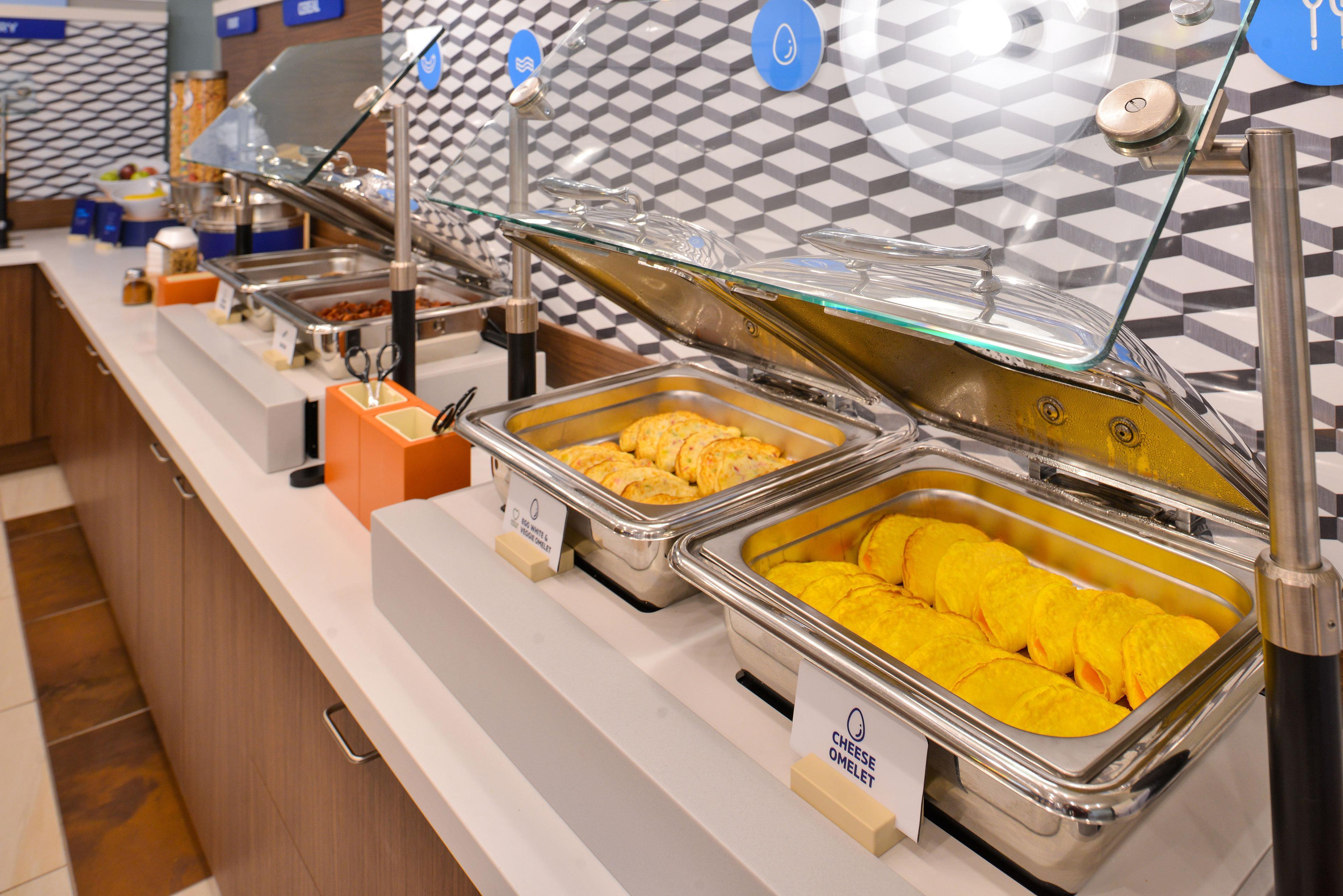 Holiday Inn Express Hotel & Suites Milwaukee-New Berlin By Ihg Экстерьер фото