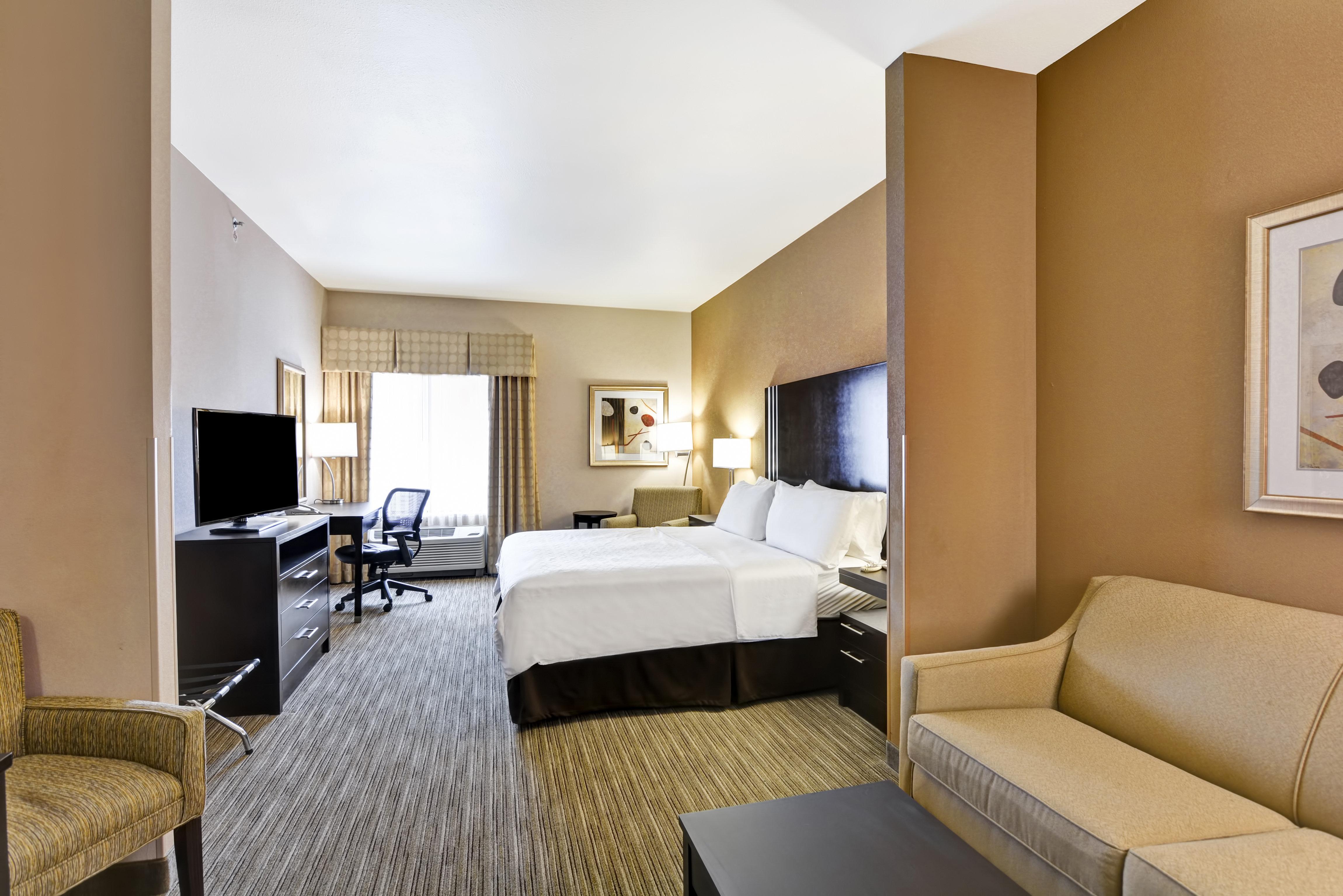 Holiday Inn Express Hotel & Suites Milwaukee-New Berlin By Ihg Экстерьер фото